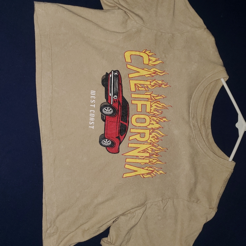 Beige crop top, never worn